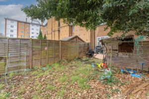 Photo 16- click for photo gallery